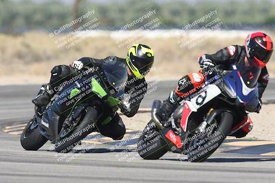 media/Oct-13-2025-Moto Forza (Mon) [[a66d839500]]/3-B Group/Session 3 (Turn 16)/